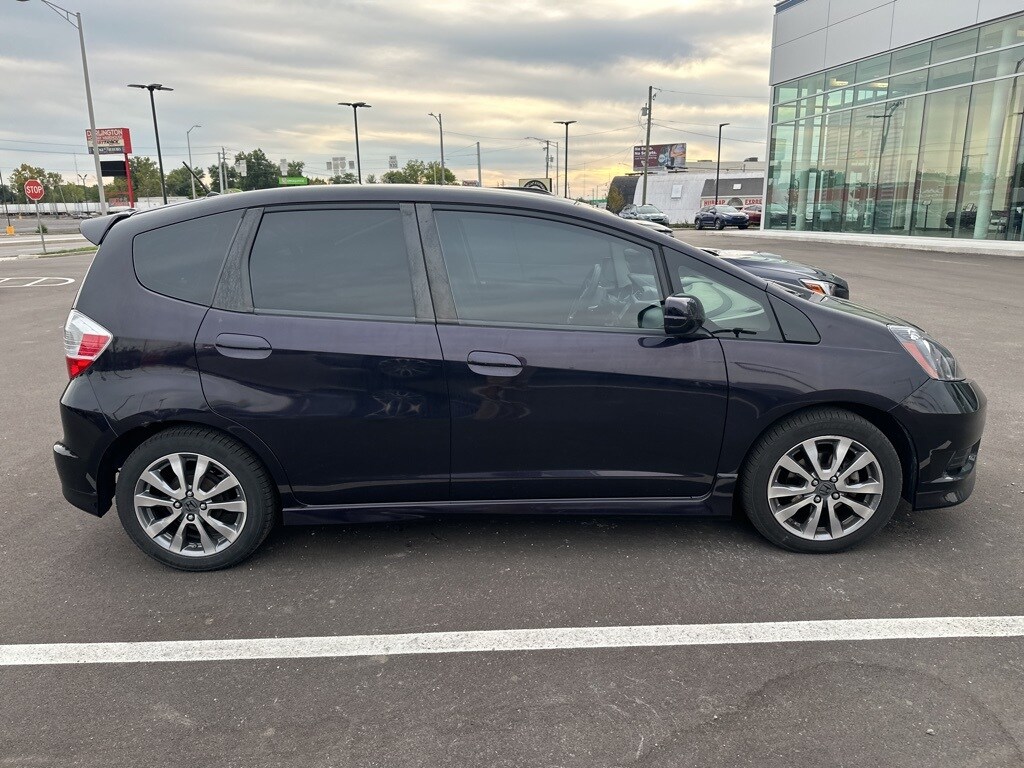 2013 Honda Fit Sport photo 2