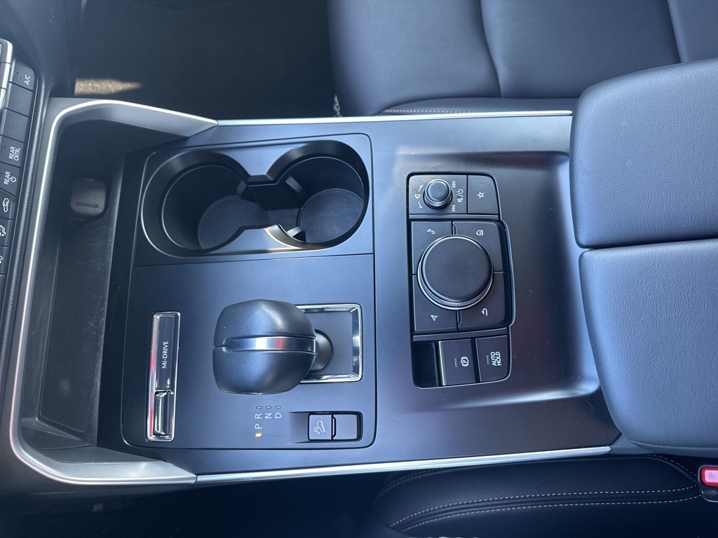 2025 MAZDA CX-90 - Image 18