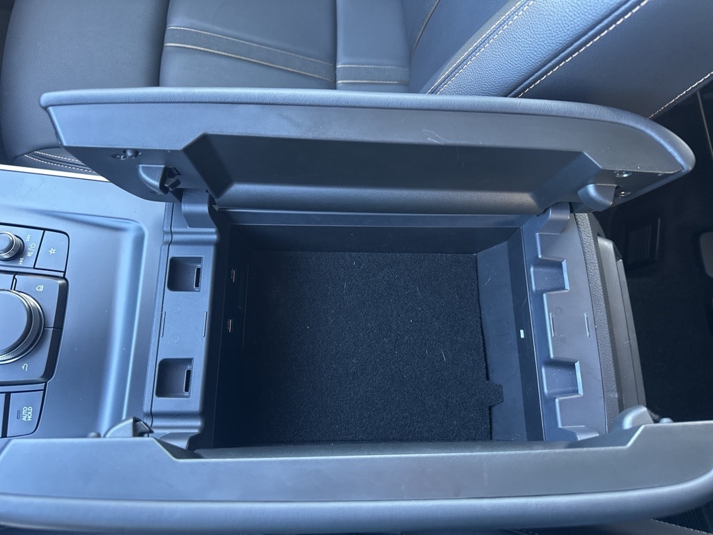 2025 MAZDA CX-90 - Image 19