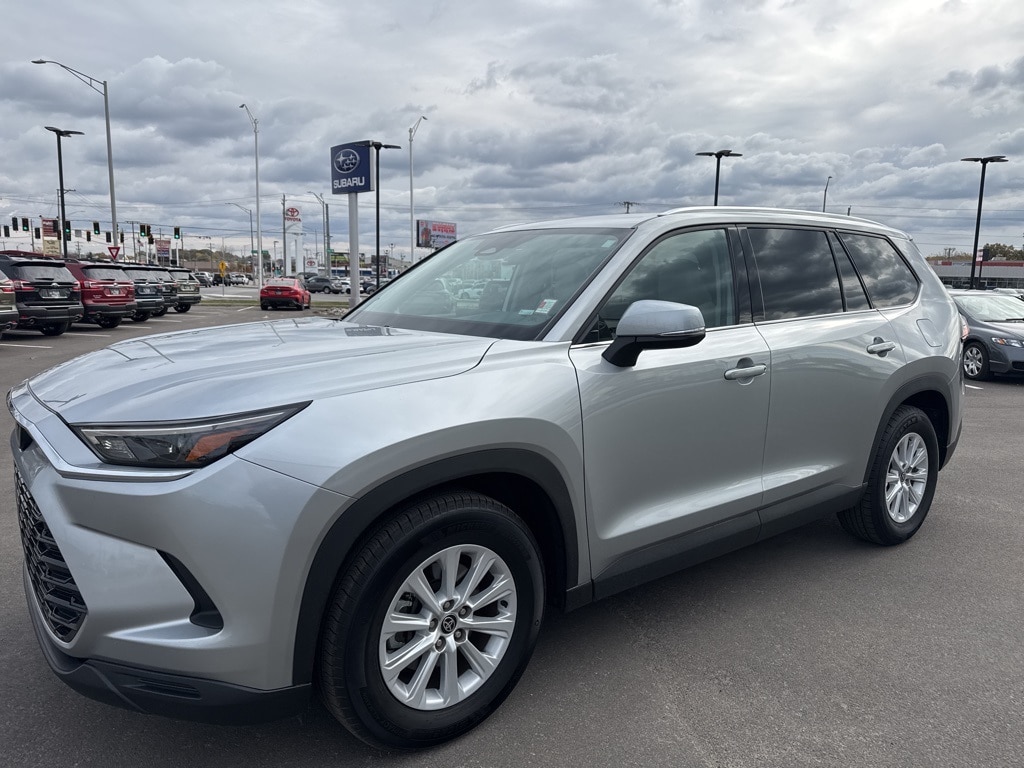 Used 2025 Toyota Grand Highlander XLE SUV