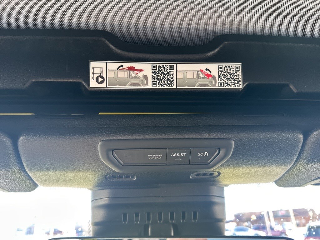 2022 JEEP WRANGLER - Image 21