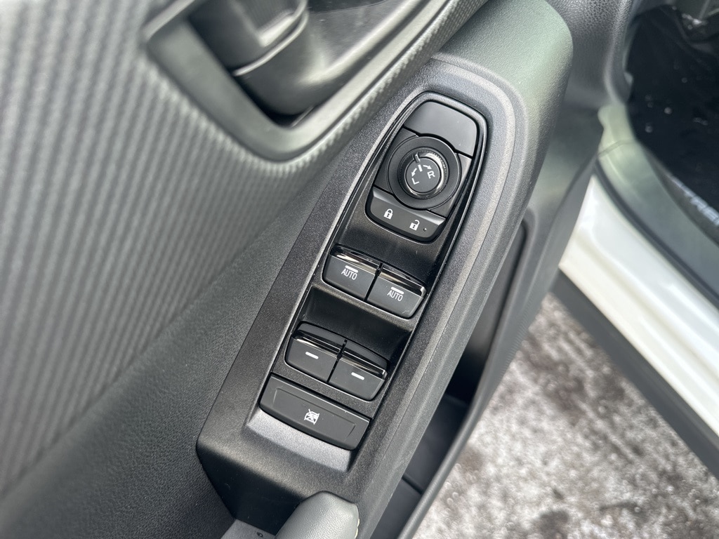 2025 SUBARU CROSSTREK - Image 10