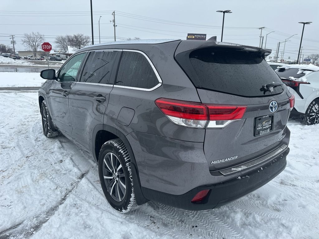 Used 2018 Toyota Highlander Hybrid XLE SUV