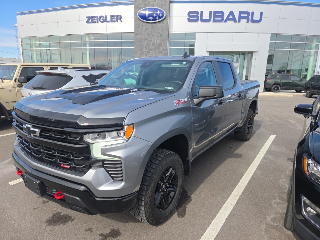 2023 CHEVROLET SILVERADO - Image 2