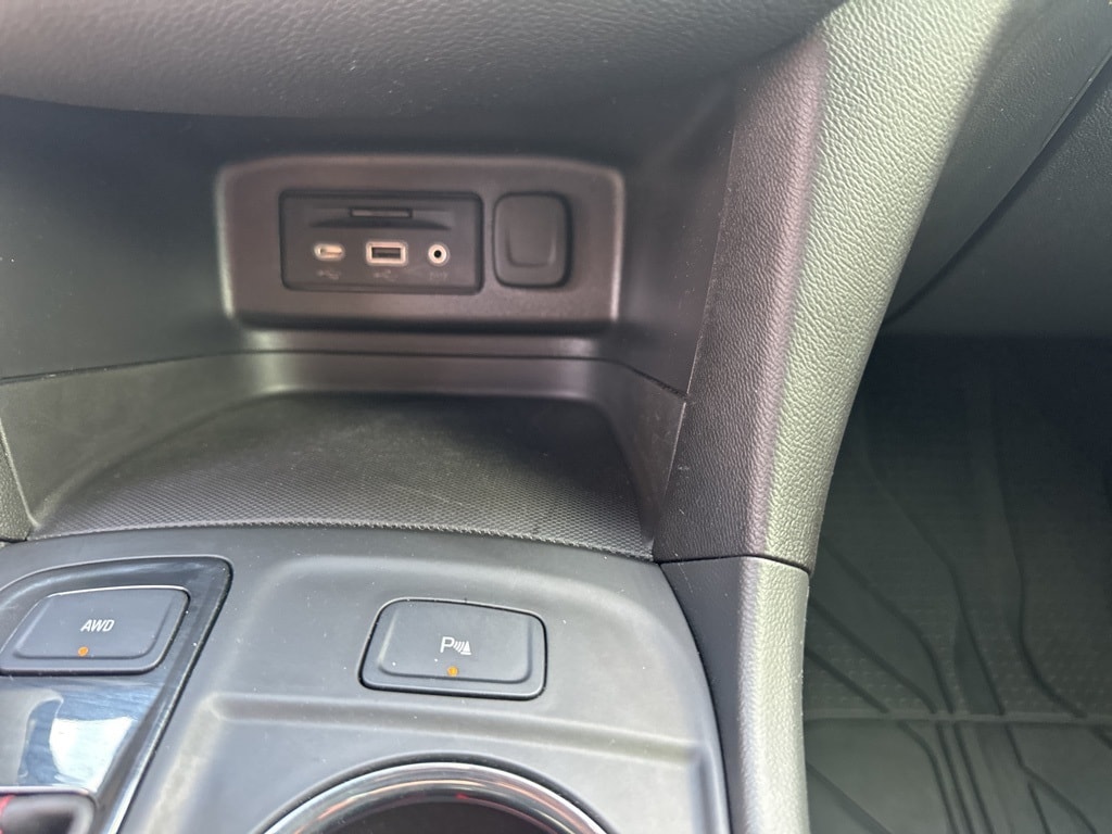 2024 CHEVROLET EQUINOX - Image 17