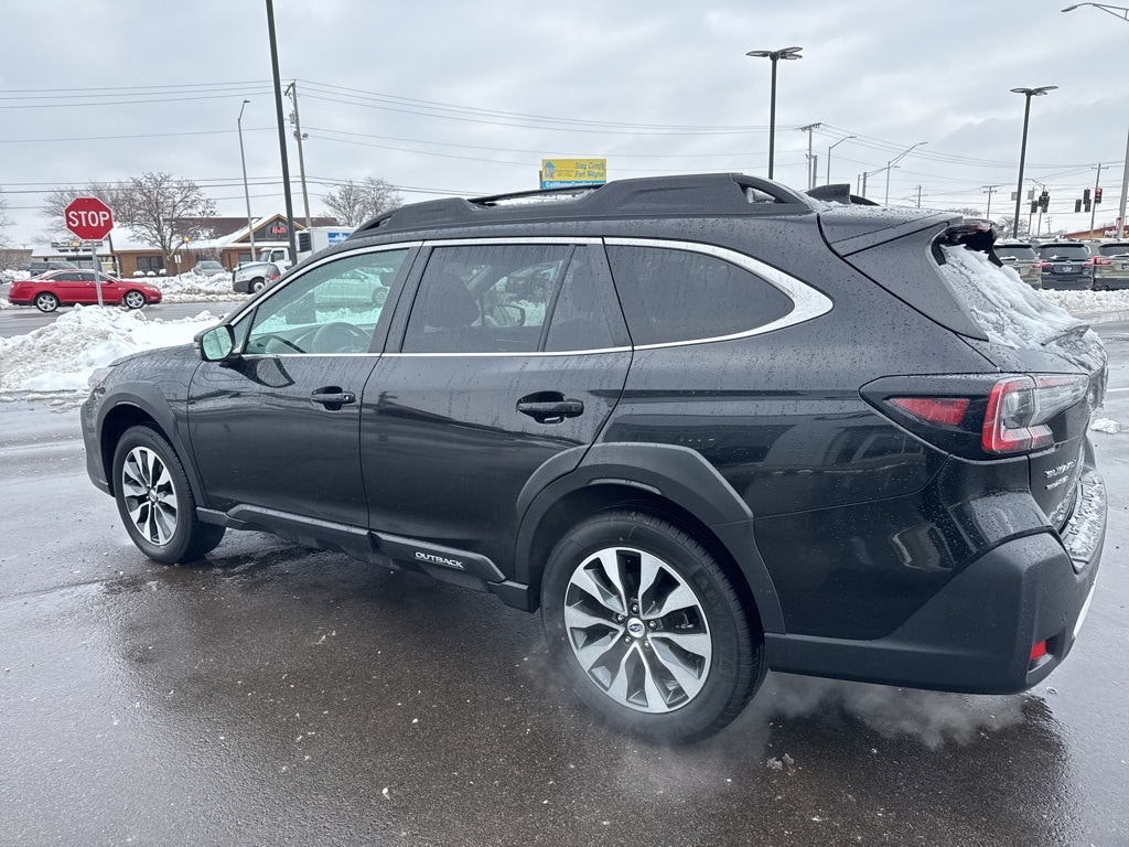 2024 SUBARU OUTBACK - Image 4