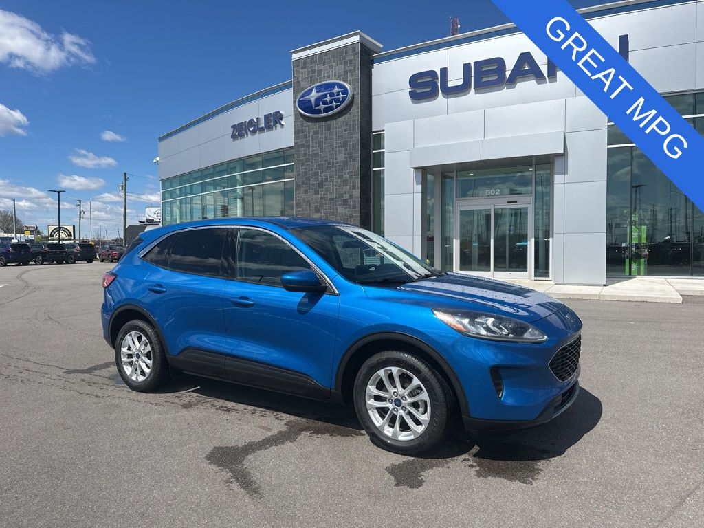 2020 Ford Escape SE