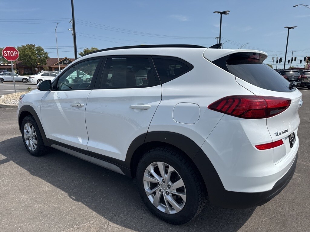 2021 Hyundai Tucson Value photo 2