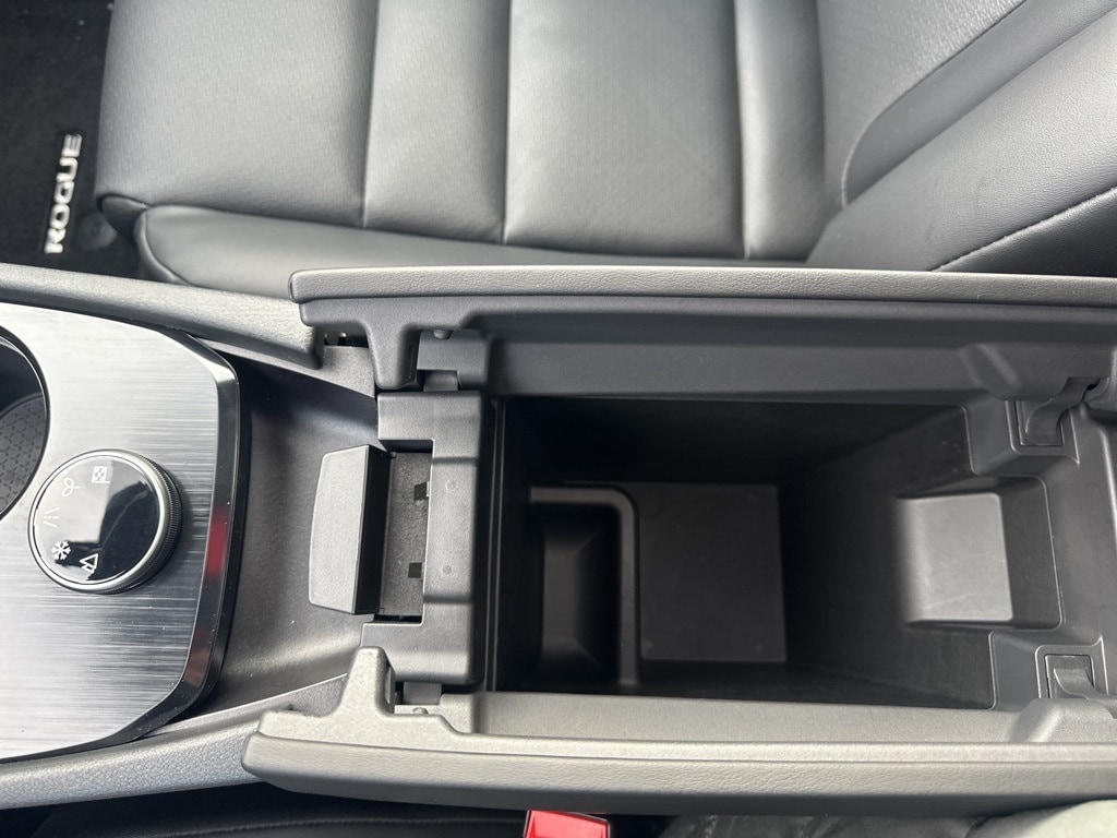 2023 NISSAN ROGUE - Image 18