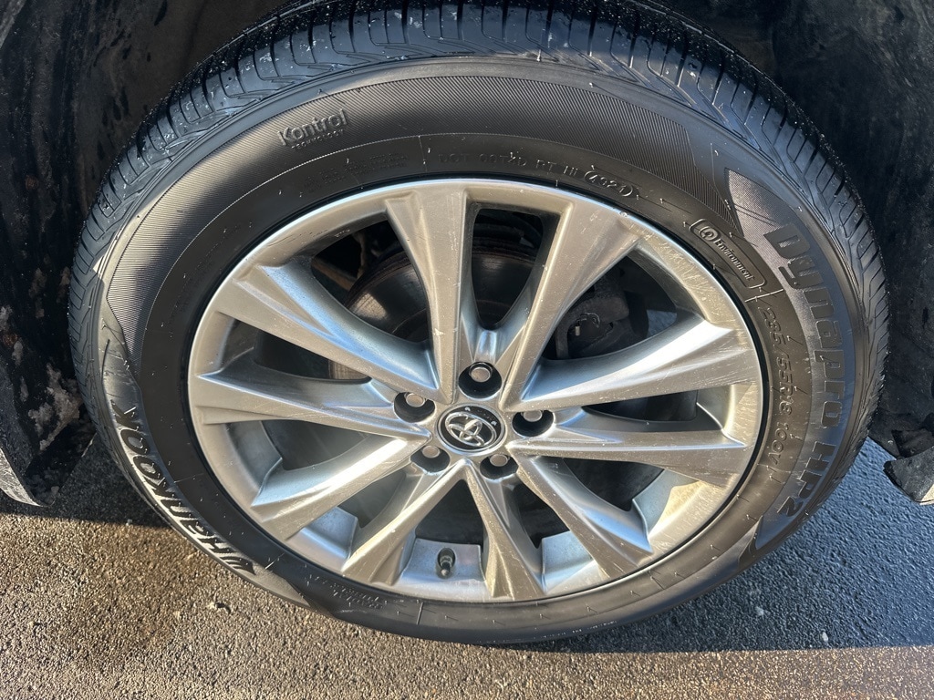 2018 TOYOTA RAV4 - Image 30