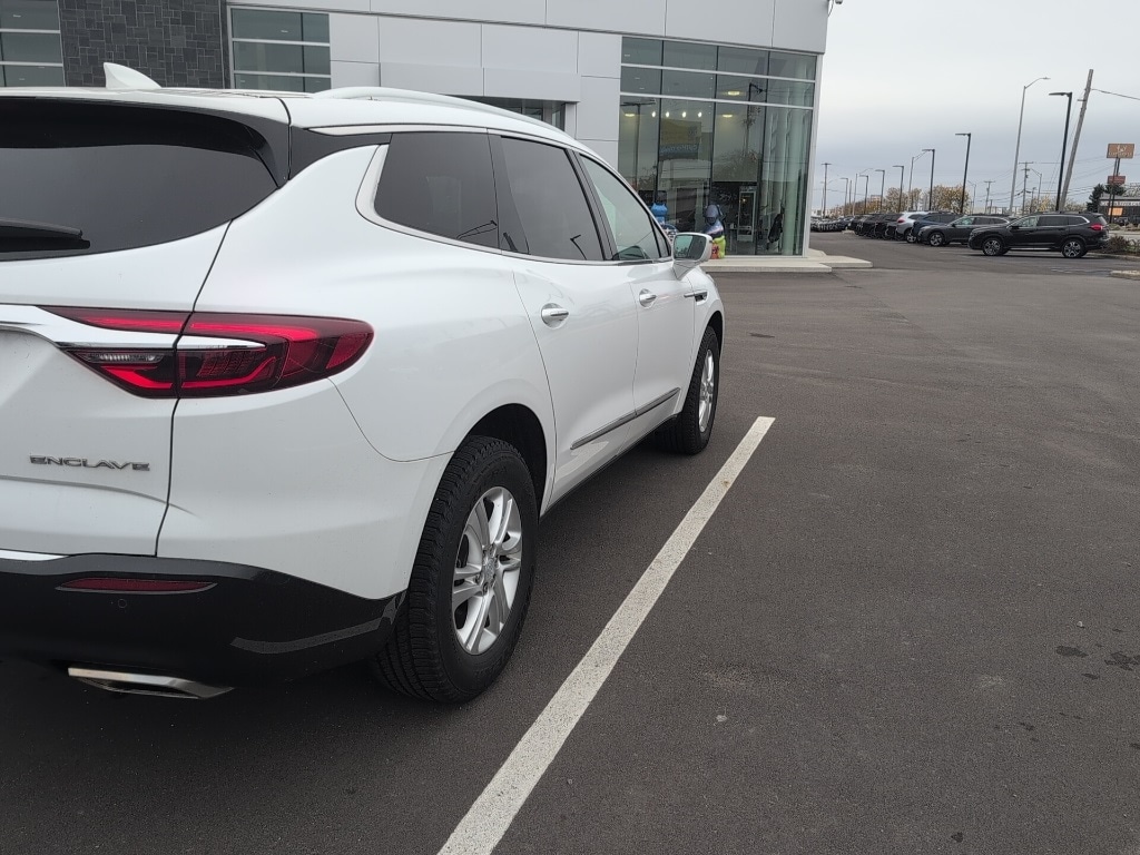Used 2018 Buick Enclave Essence SUV