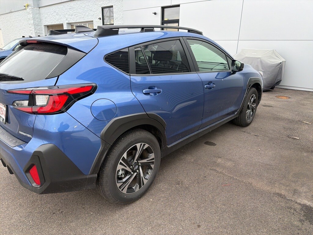 2025 Subaru Crosstrek Premium photo 3