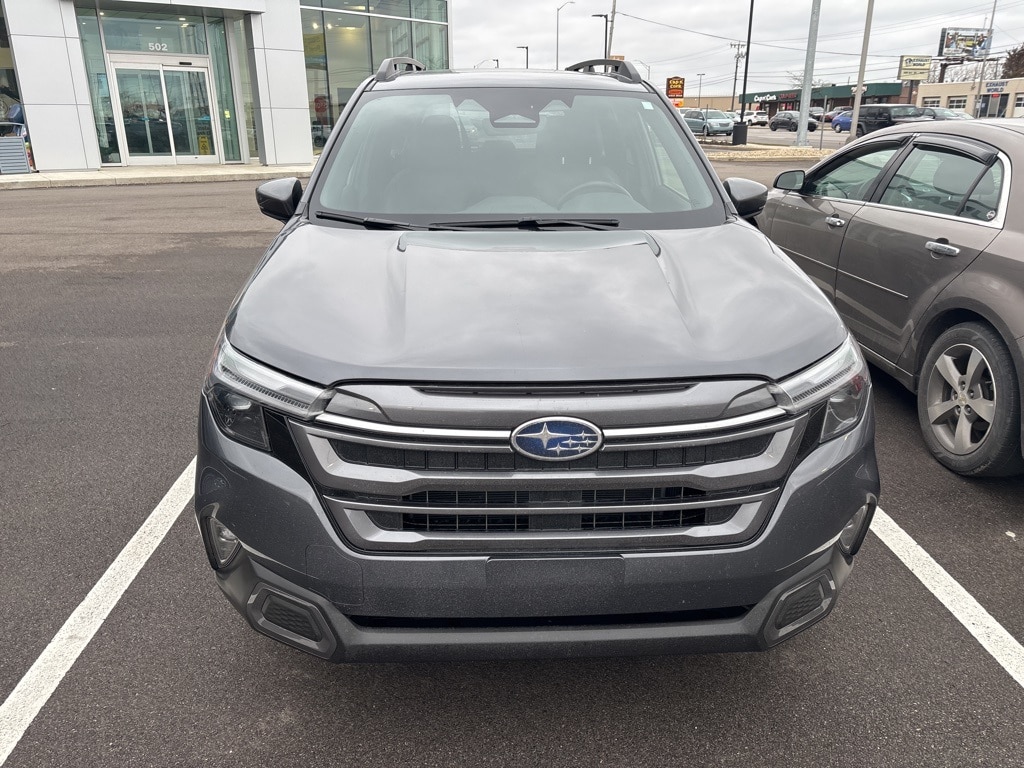 2025 SUBARU FORESTER - Image 5