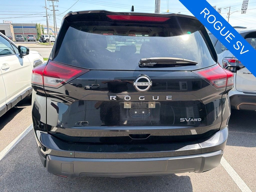 Used 2024 Nissan Rogue SV SUV