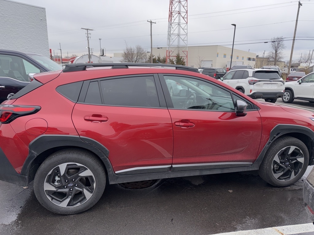 2025 SUBARU CROSSTREK - Image 2