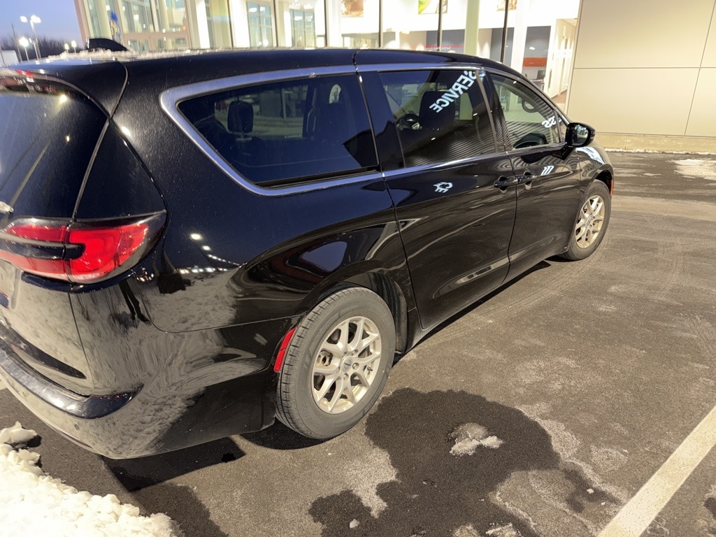 2024 CHRYSLER PACIFICA - Image 3