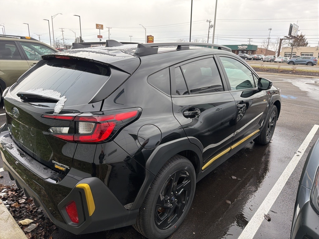 2025 SUBARU CROSSTREK - Image 2