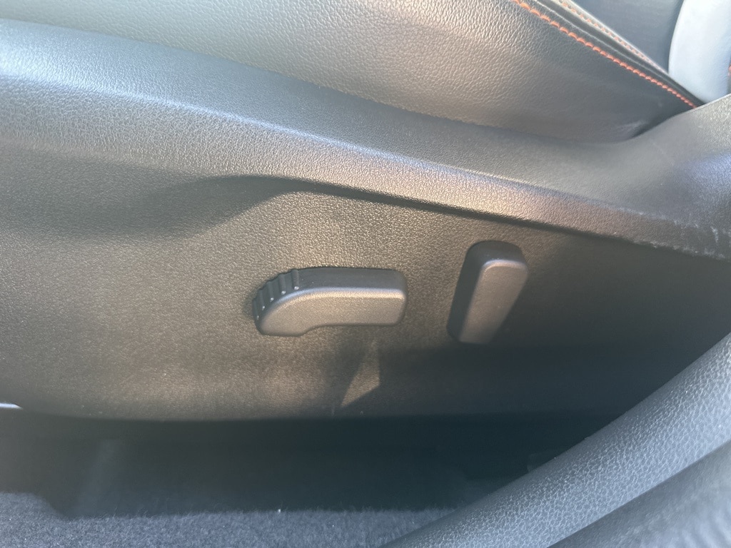 2023 SUBARU CROSSTREK - Image 12