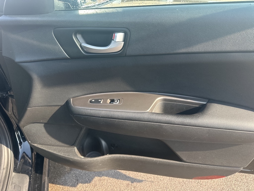 2019 KIA OPTIMA - Image 8