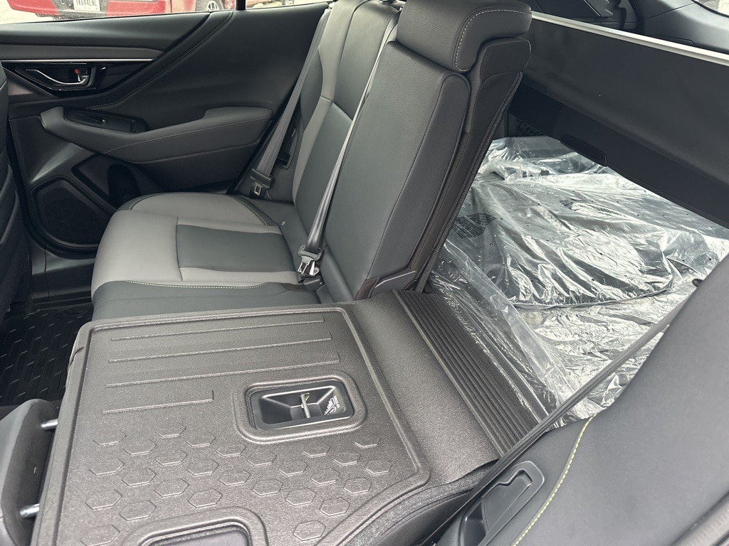 2025 SUBARU OUTBACK - Image 28
