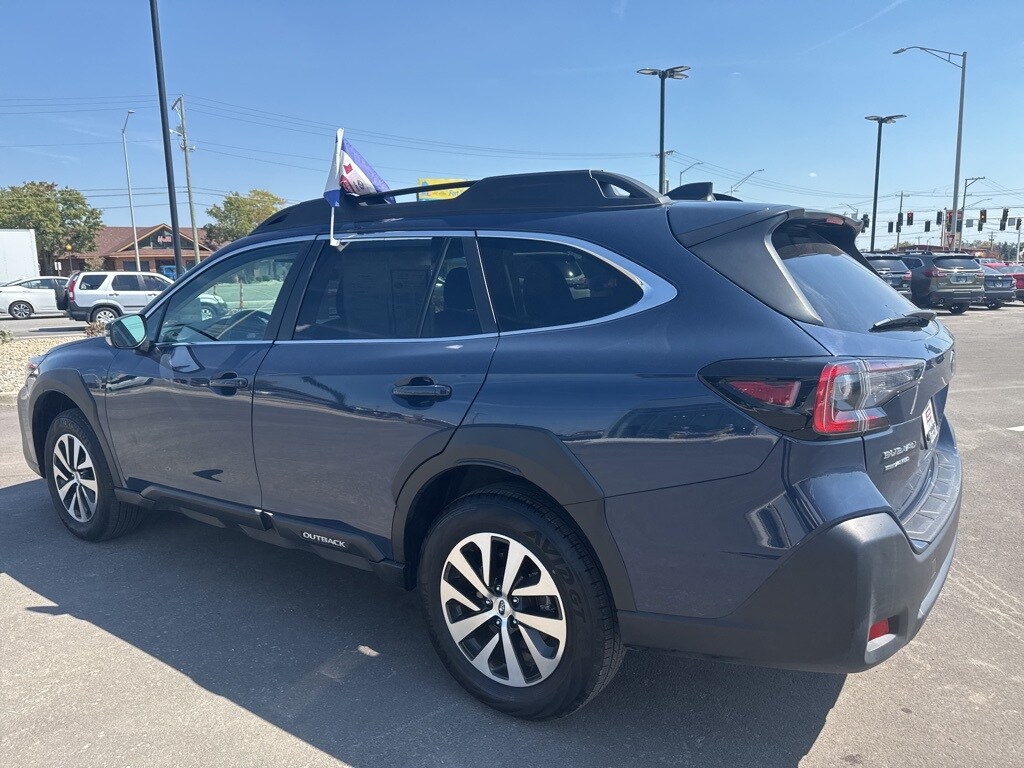 2025 Subaru Outback Premium photo 3