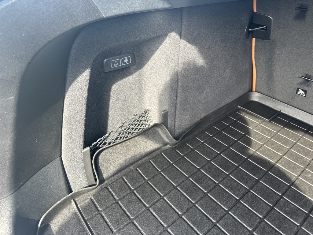 2024 BMW X4 - Image 30