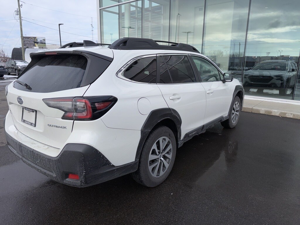 2023 Subaru Outback Premium photo 2