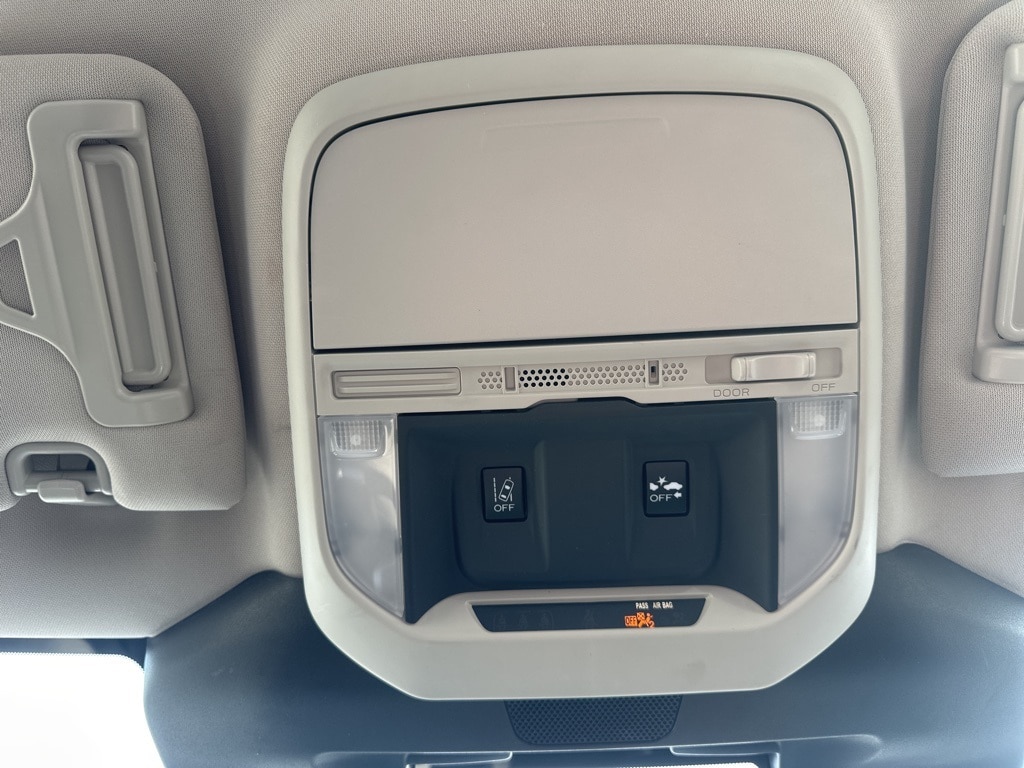 2022 SUBARU FORESTER - Image 21