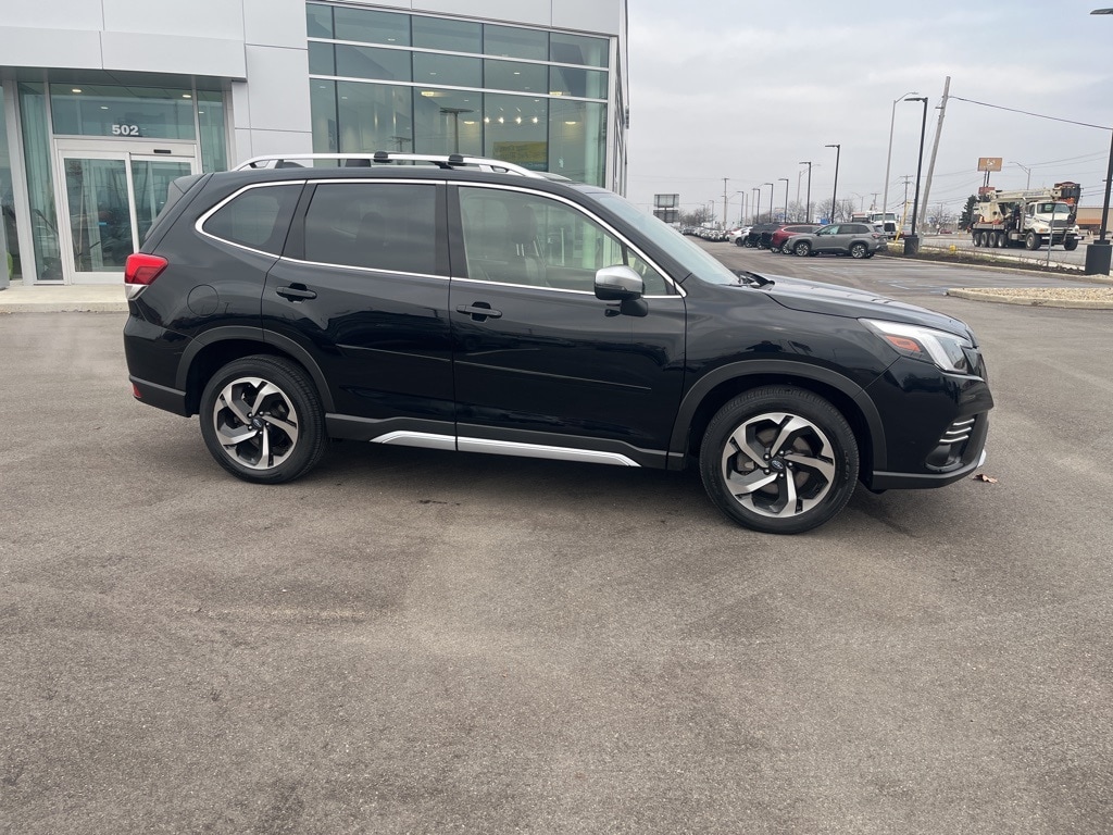 2023 SUBARU FORESTER - Image 2