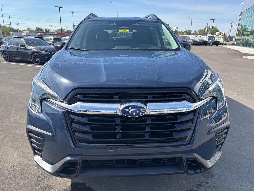 New 2025 Subaru Ascent Limited 8-Passenger SUV