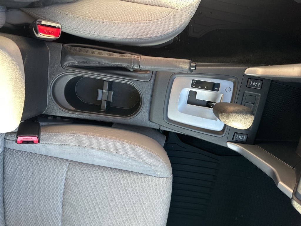 2015 SUBARU FORESTER - Image 19