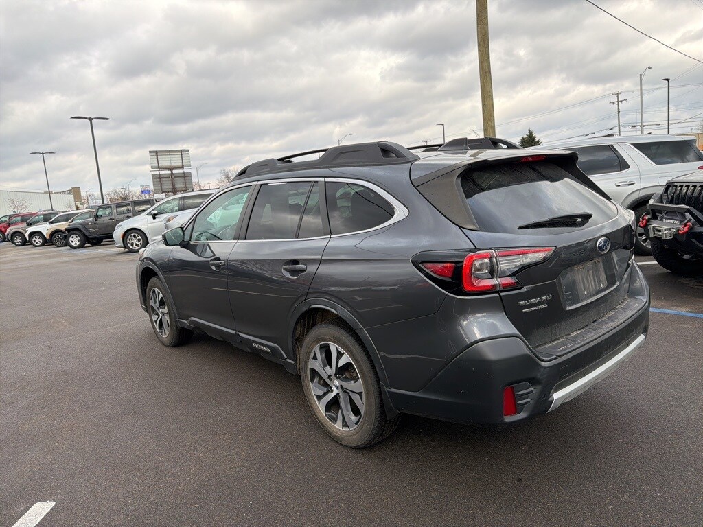 2020 Subaru Outback Limited photo 3