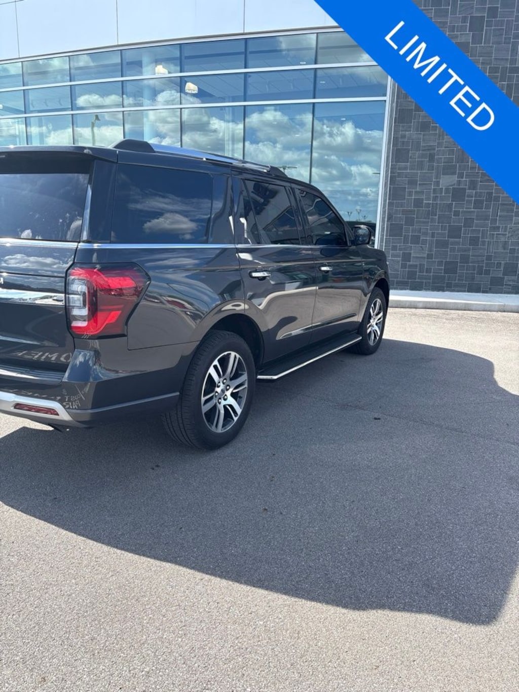 Used 2022 Ford Expedition Limited SUV