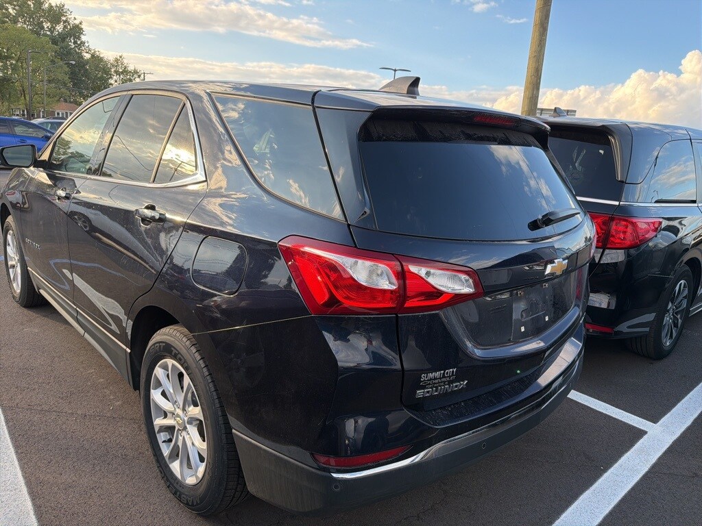 2020 Chevrolet Equinox LT photo 3