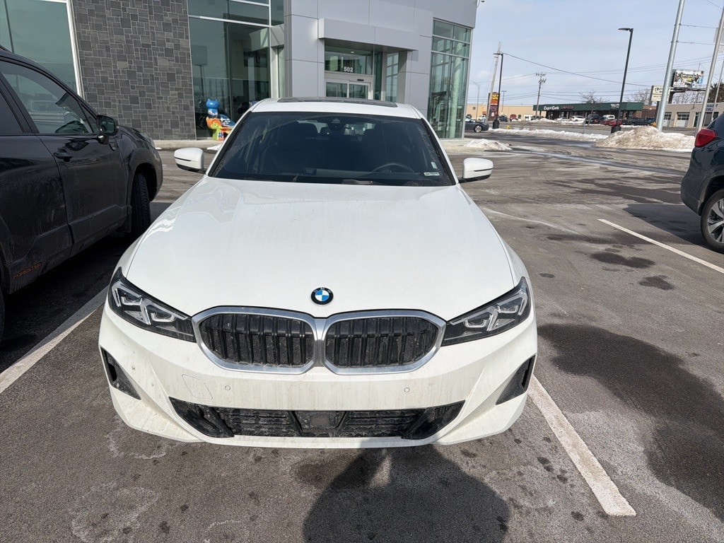 2025 BMW 330I - Image 7