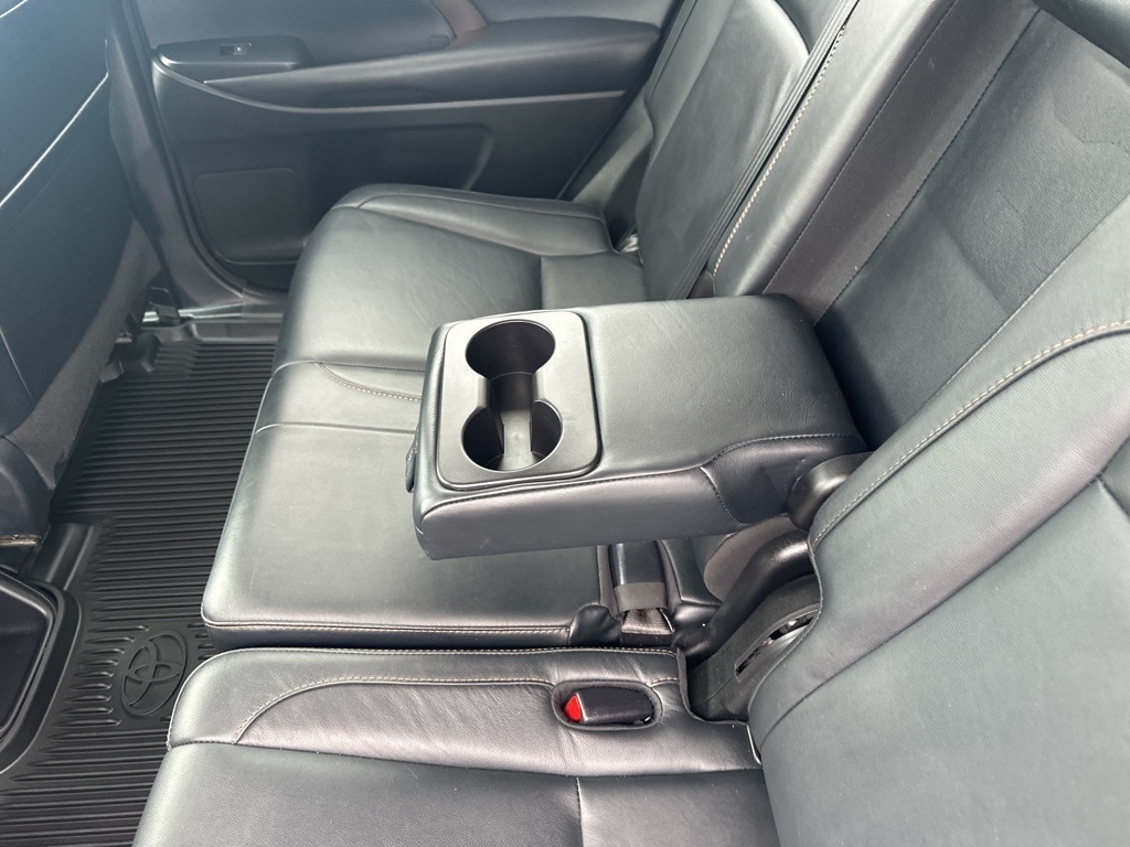 2018 TOYOTA HIGHLANDER - Image 25