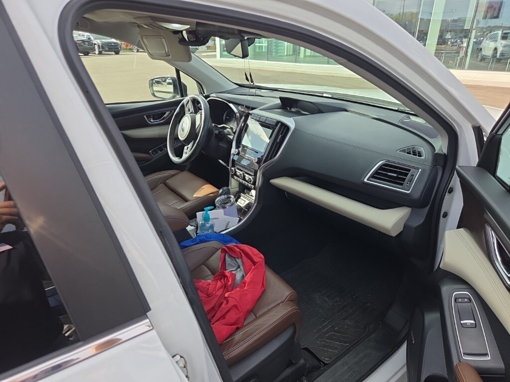 2019 Subaru Ascent Touring photo 3