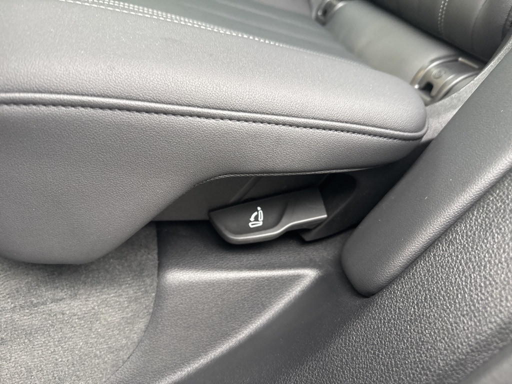 2023 AUDI Q5 - Image 25