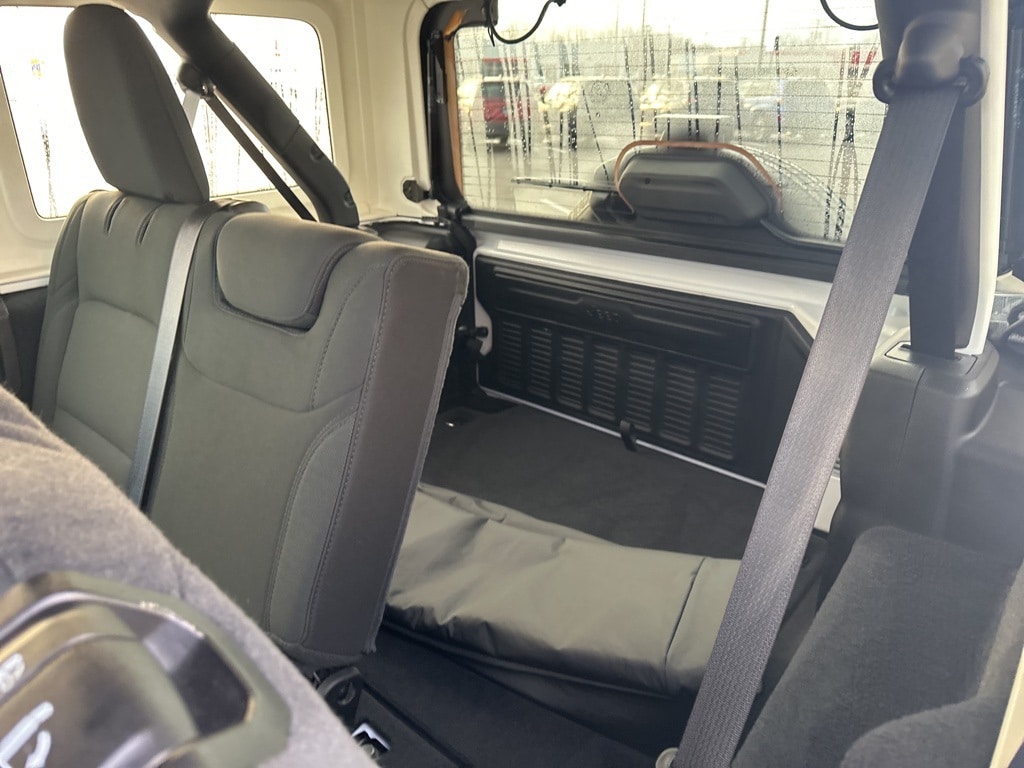 2021 JEEP WRANGLER - Image 24