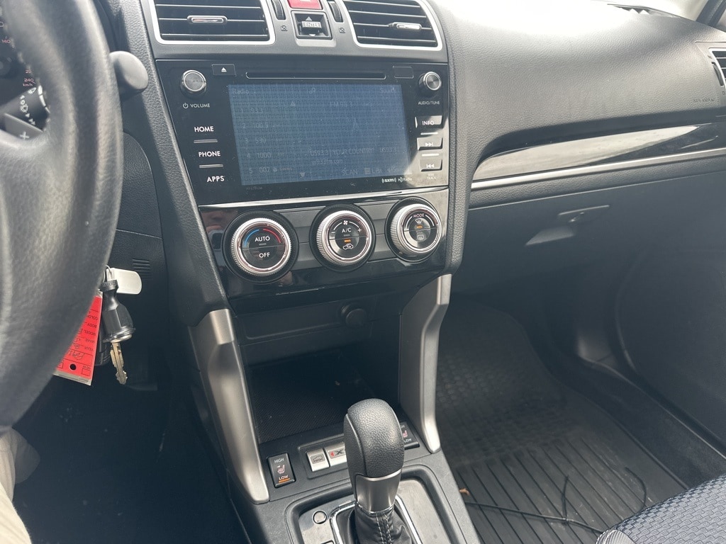 2018 SUBARU FORESTER - Image 15