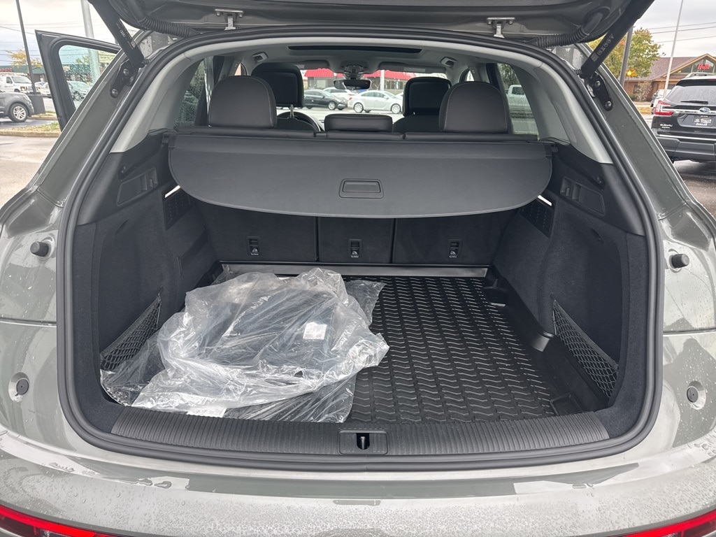 2023 AUDI Q5 - Image 30