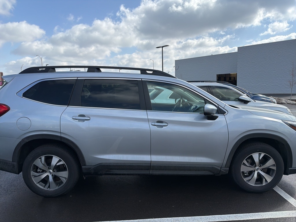 2025 SUBARU ASCENT - Image 2