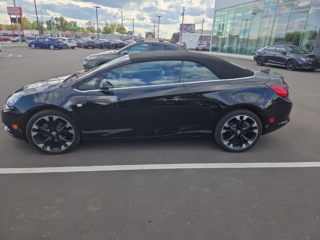 2018 Buick Cascada photo 3