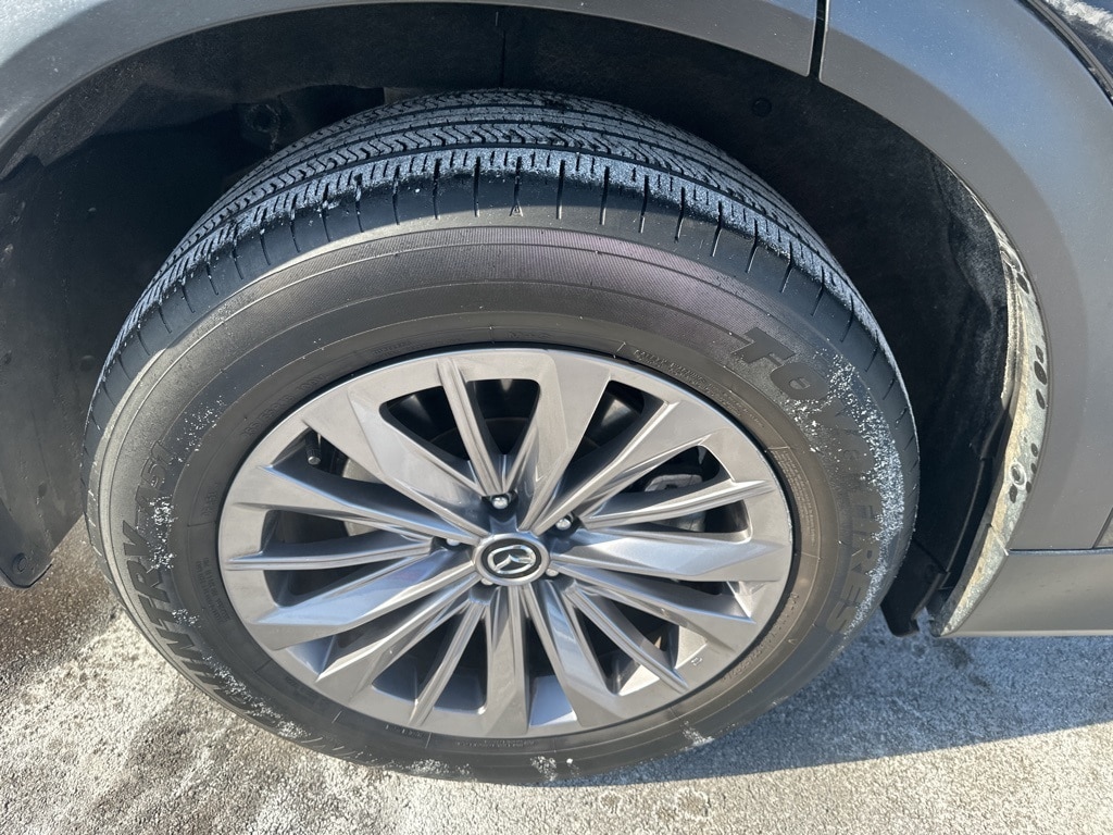 2025 MAZDA CX-90 - Image 32