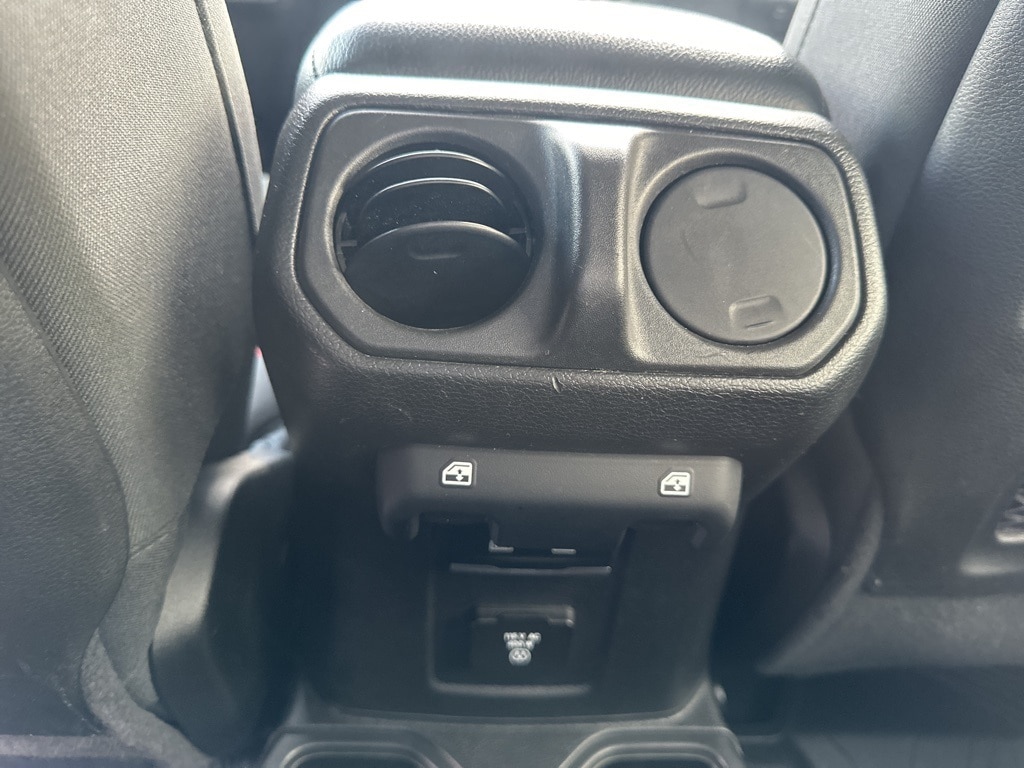 2021 JEEP GLADIATOR - Image 25