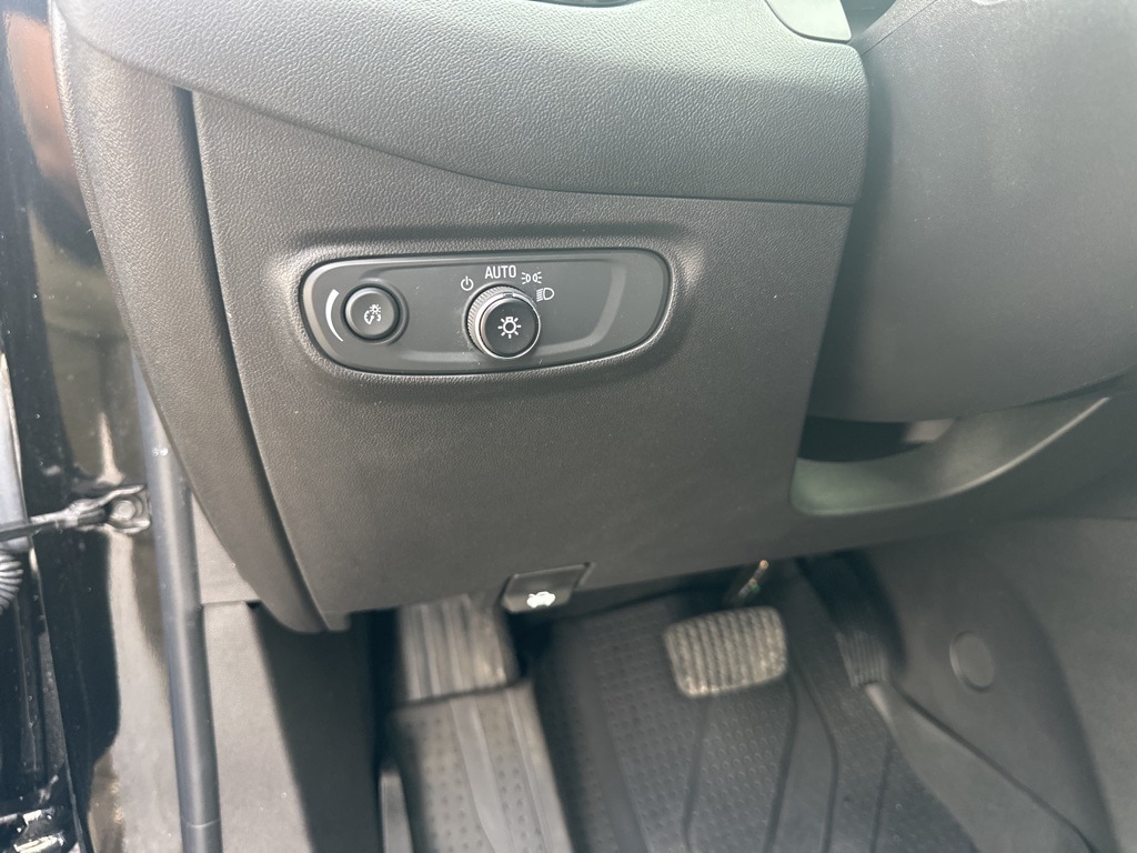 2024 CHEVROLET EQUINOX - Image 11