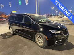 Used 2024 Chrysler Pacifica Touring L Minivan/Van for Sale in Ft Wayne