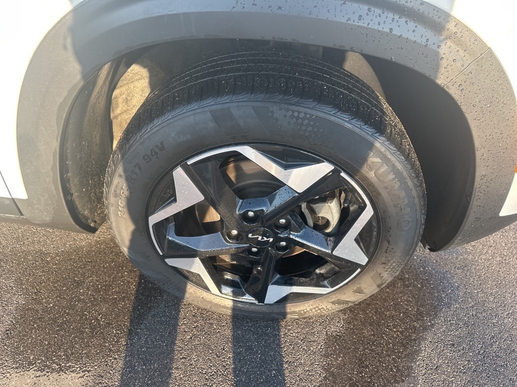 2024 KIA SELTOS - Image 33