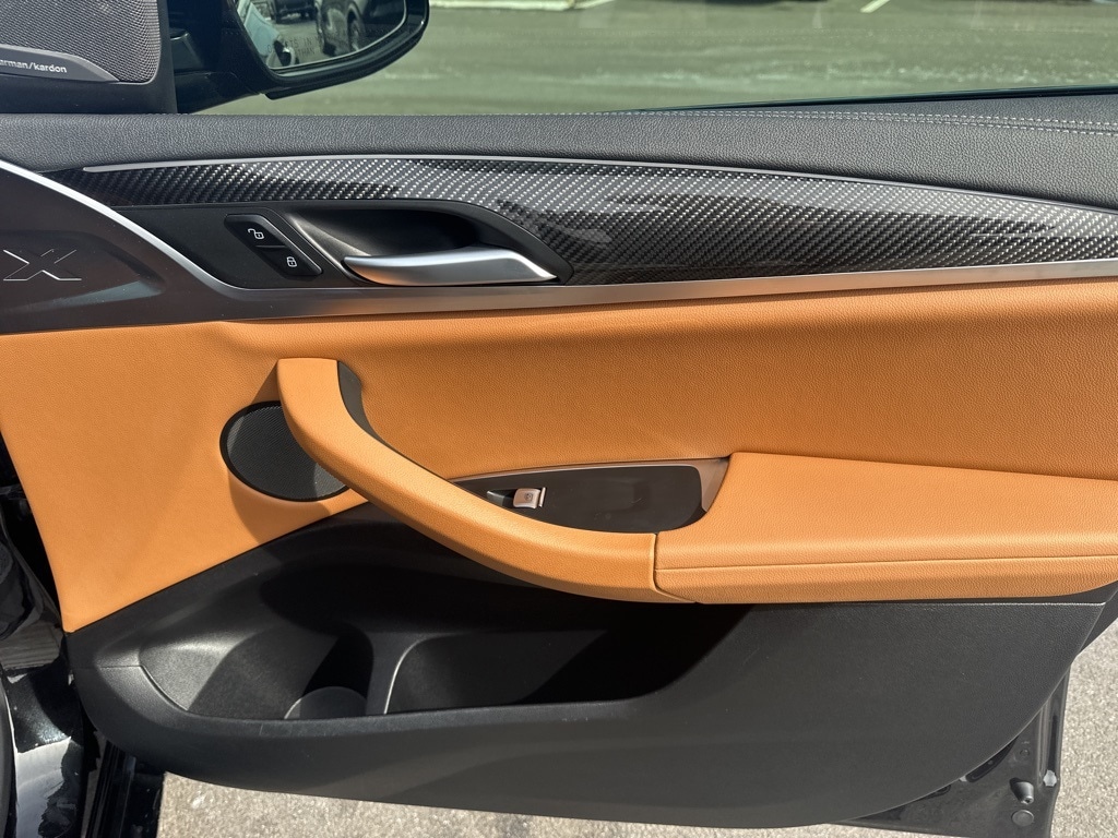 2024 BMW X4 - Image 8