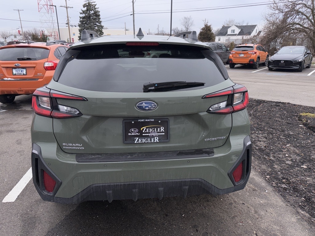 2025 SUBARU CROSSTREK - Image 4